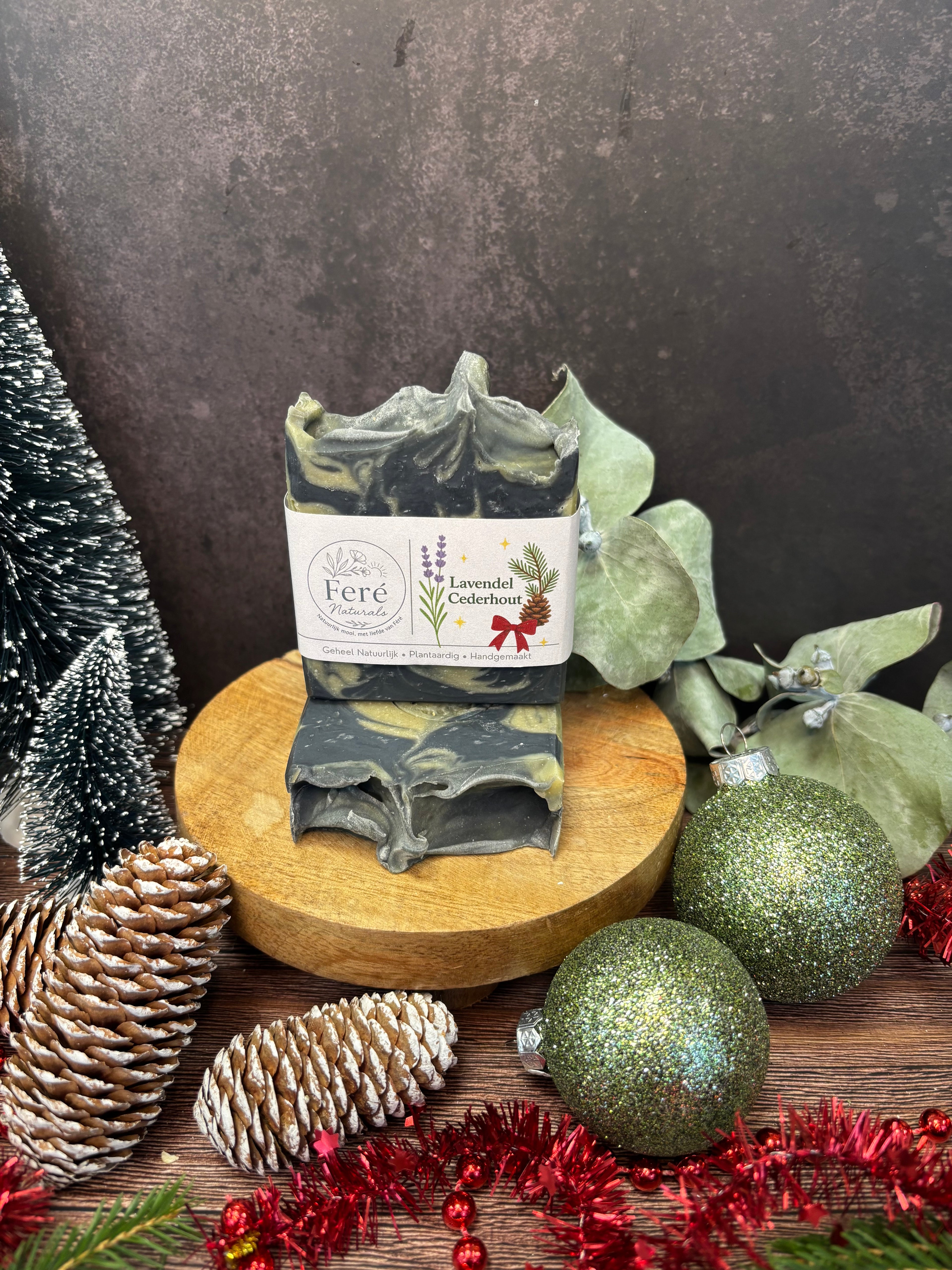 Lavendel Cederhout Zeep “Kerst”