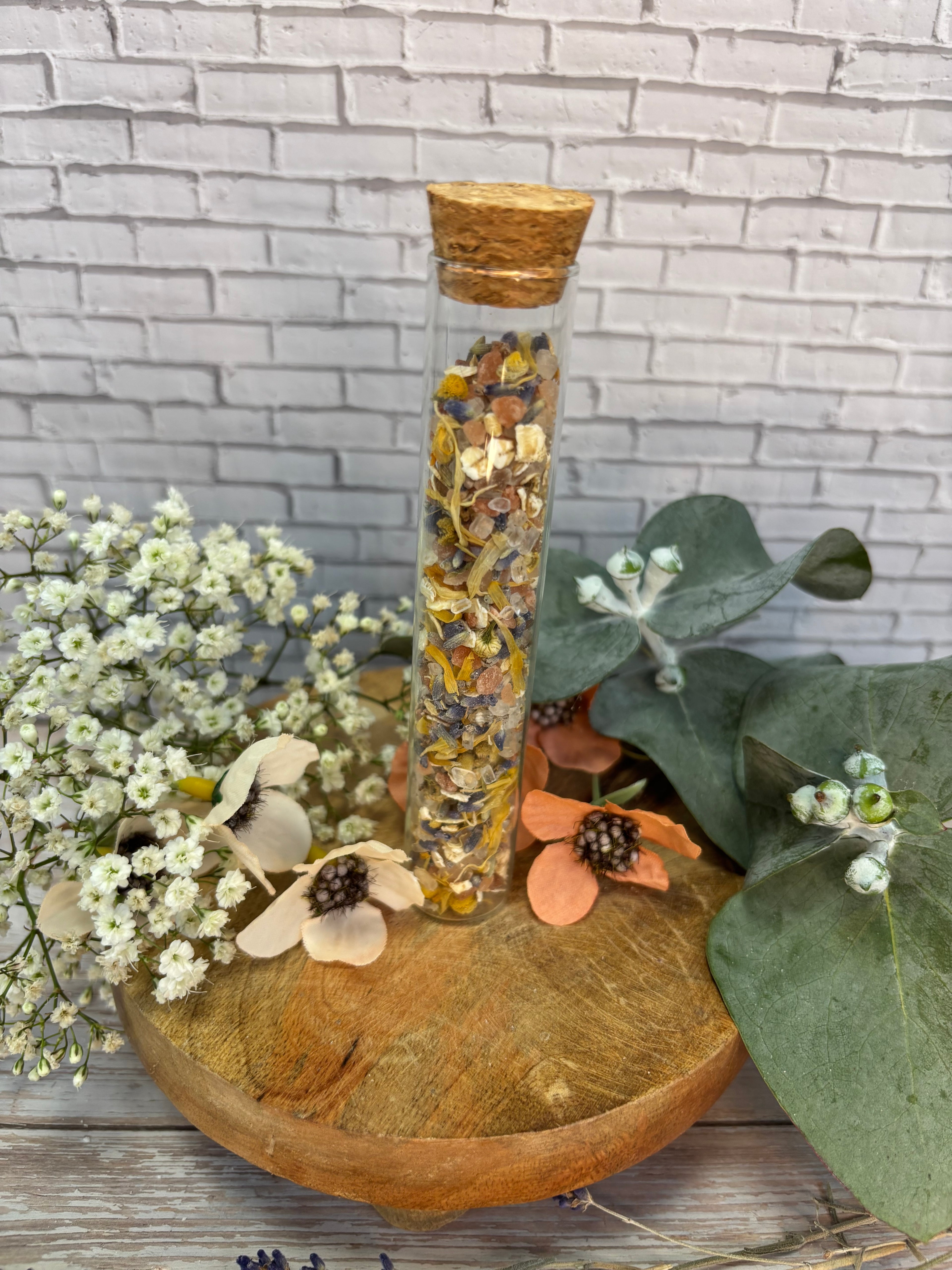 Kalmerende Kruidenbadzout  Kamille, Lavendel, calendula (glazen buisje)