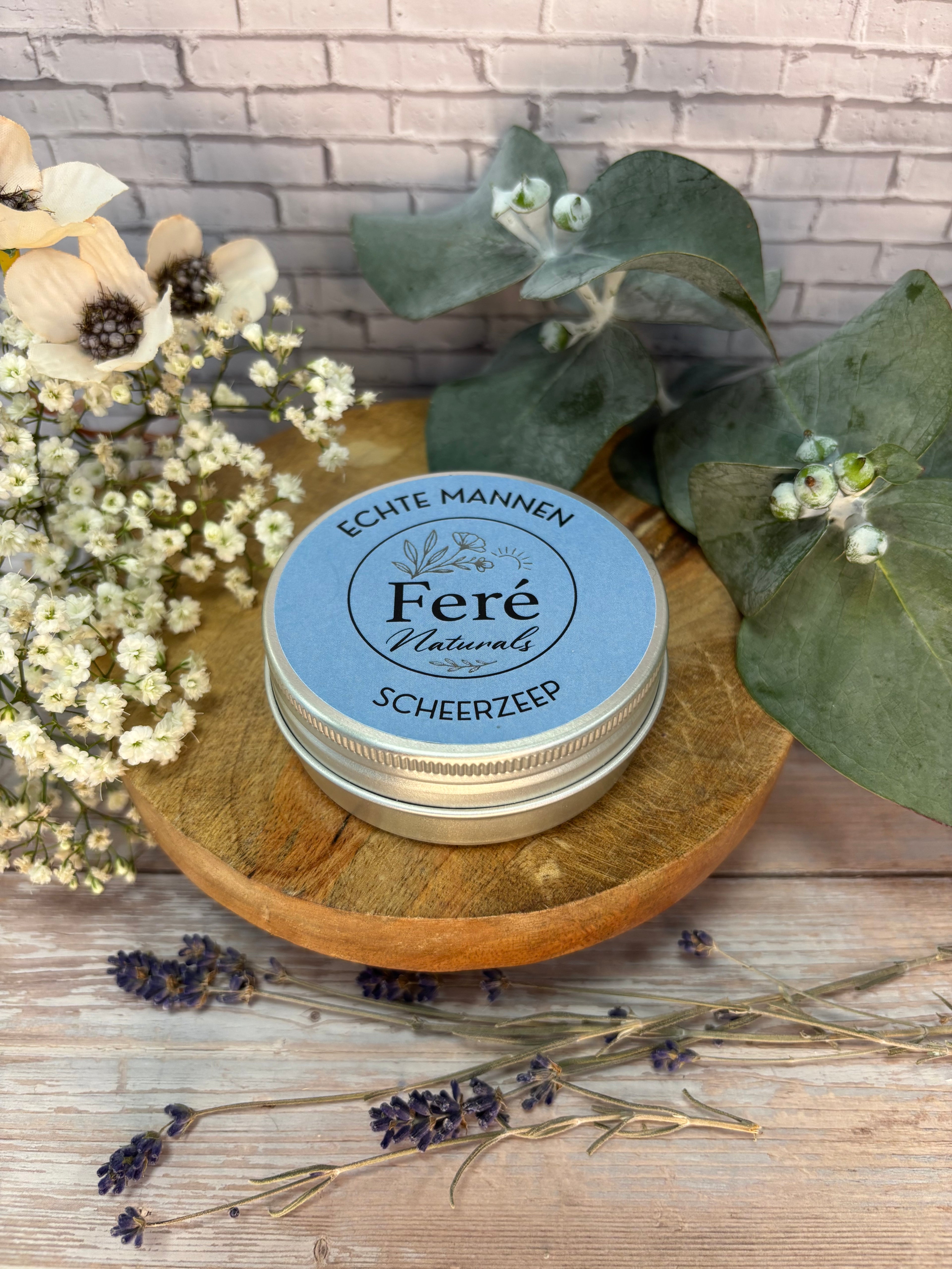 Mannenlijn “Echte mannen”. Scheerzeep