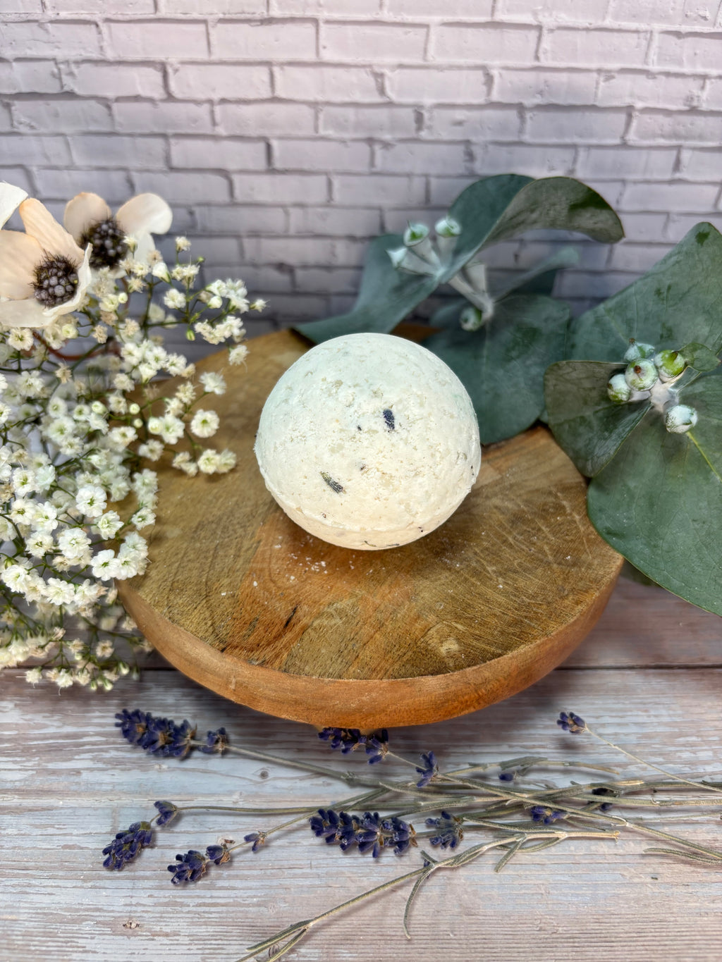 Voeten Bruisbal. Rust & Reinheid  Lavendel & Tea-Tree