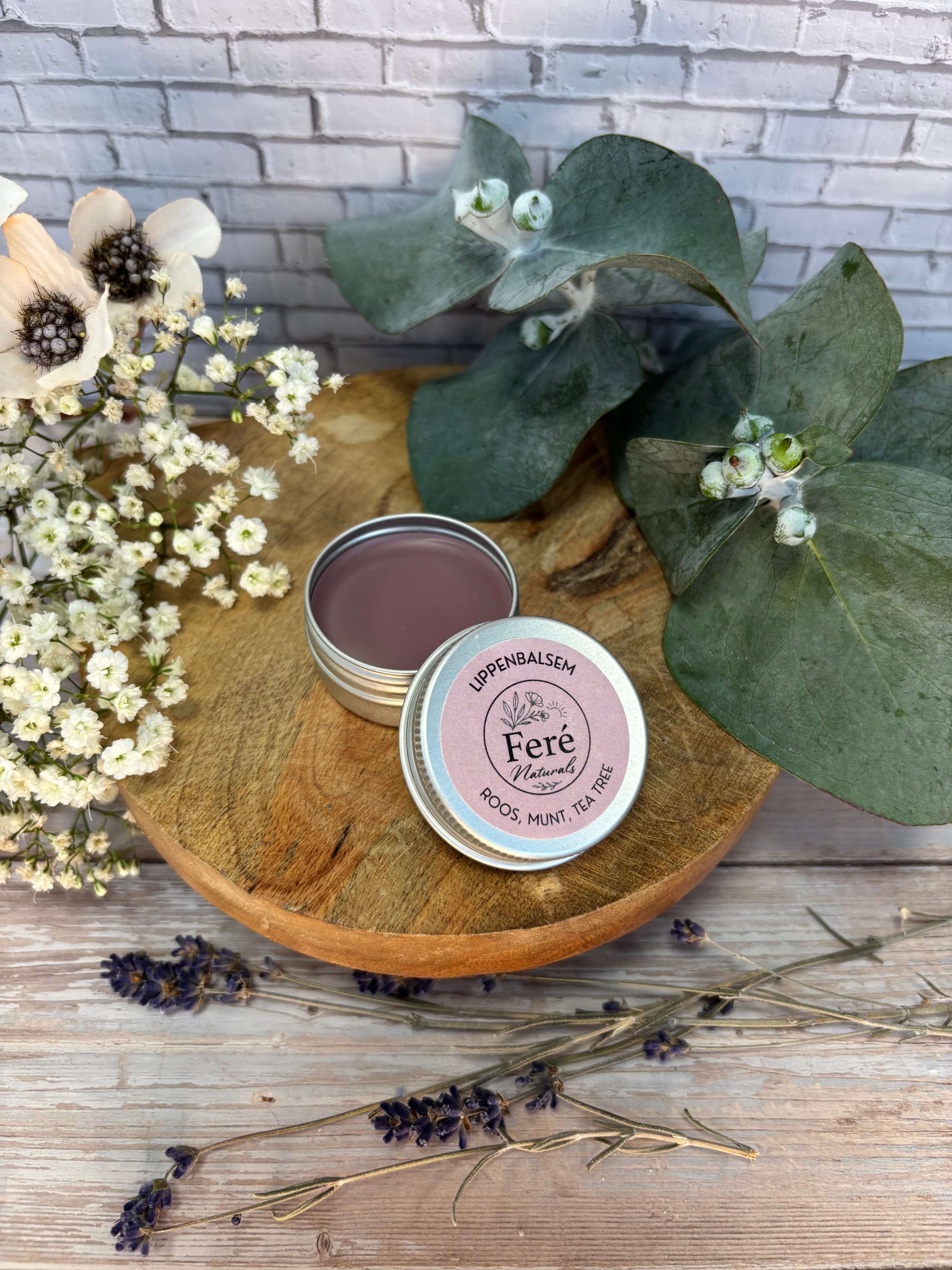 Lippenbalsem                          Roos, Munt, Tea-Tree