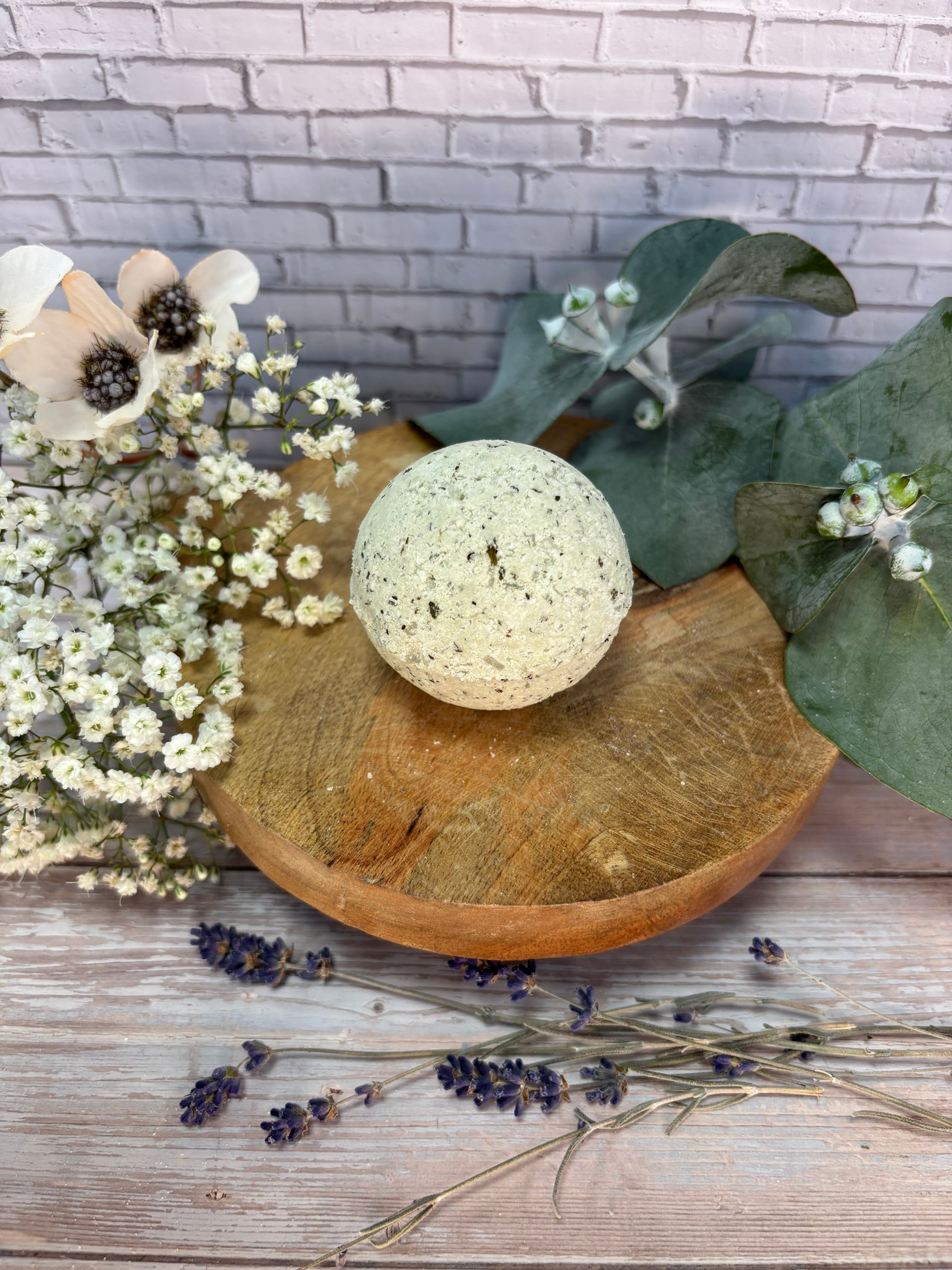 Voeten Bruisbal.        Verkwikkende voetgel             Munt & Rozemarijn