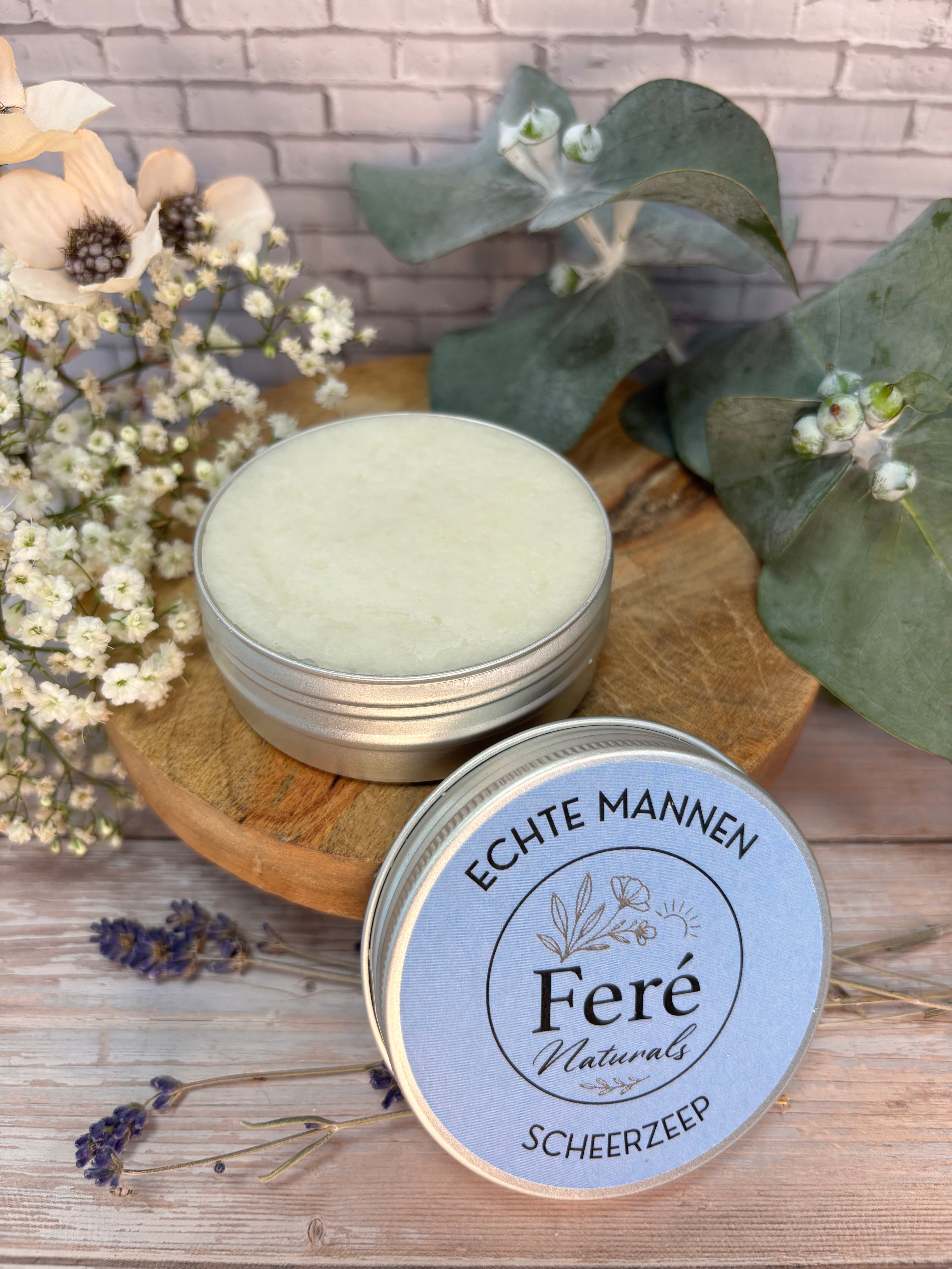 Mannenlijn “Echte mannen”. Scheerzeep