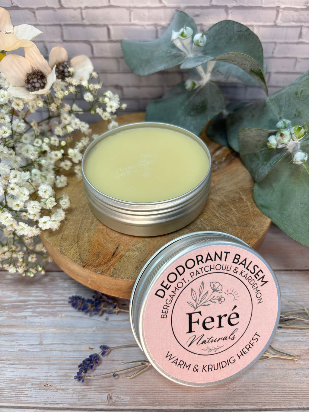 Deodorant  Balsem                 “Warm & Kruidig” Herfst.                              Bergamot, Patchouli, kardemom